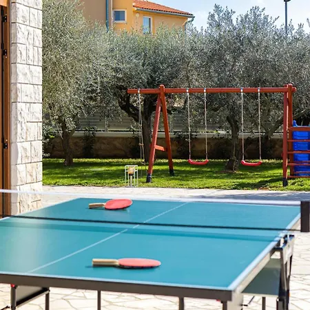 Villa Beautiful 6 Bedroom In *