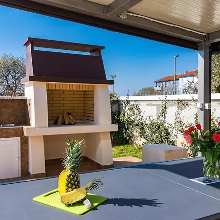 Villa Beautiful 6 Bedroom In