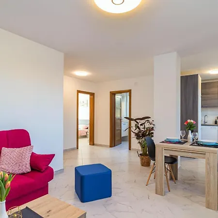 Beautiful 6 Bedroom In Villa