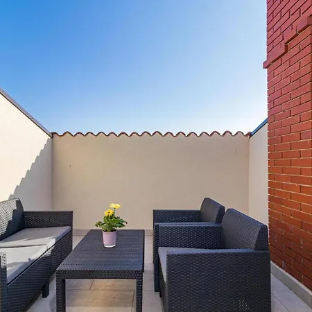 ヴィラ Beautiful 6 Bedroom In Valbandon