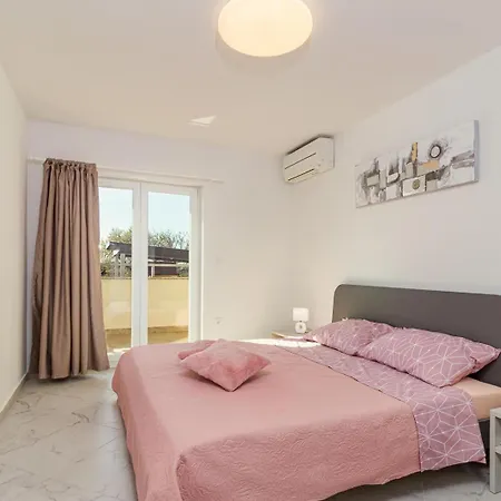 ヴィラ Beautiful 6 Bedroom In *
